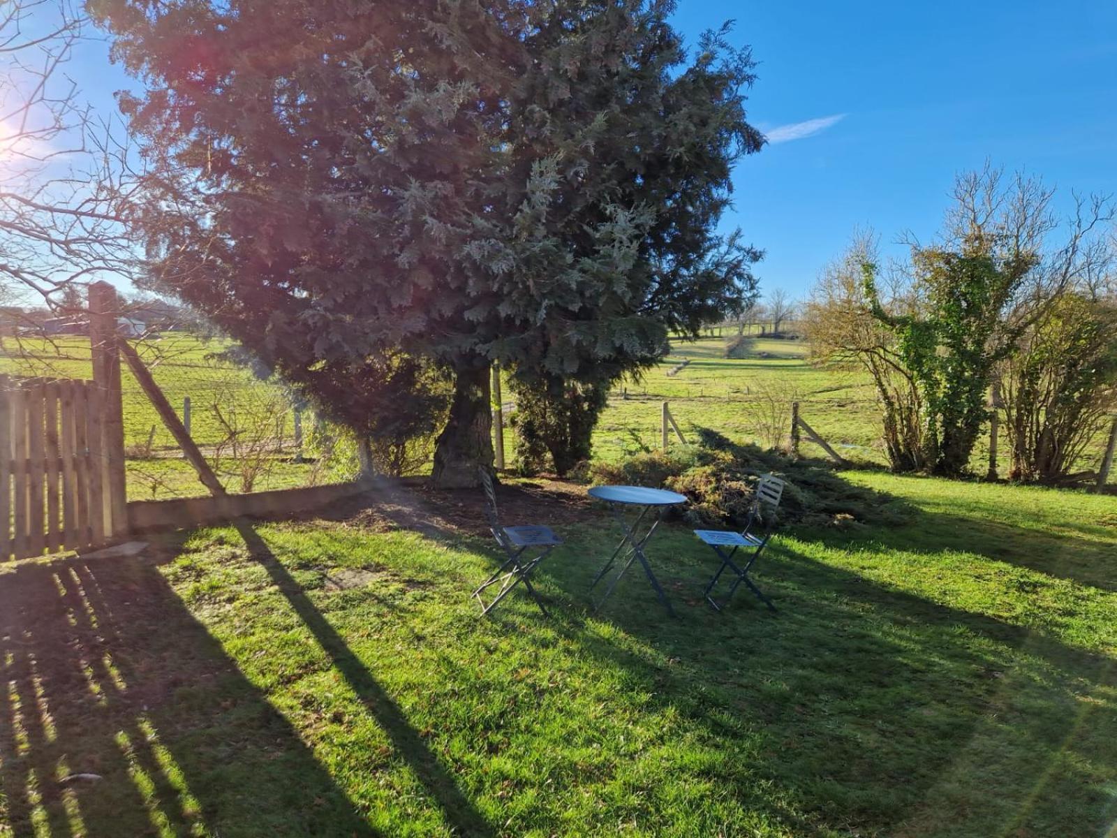 La Campagne Villa Dontreix Luaran gambar